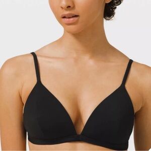 Lululemon NWOT Deep Sea Swim Top